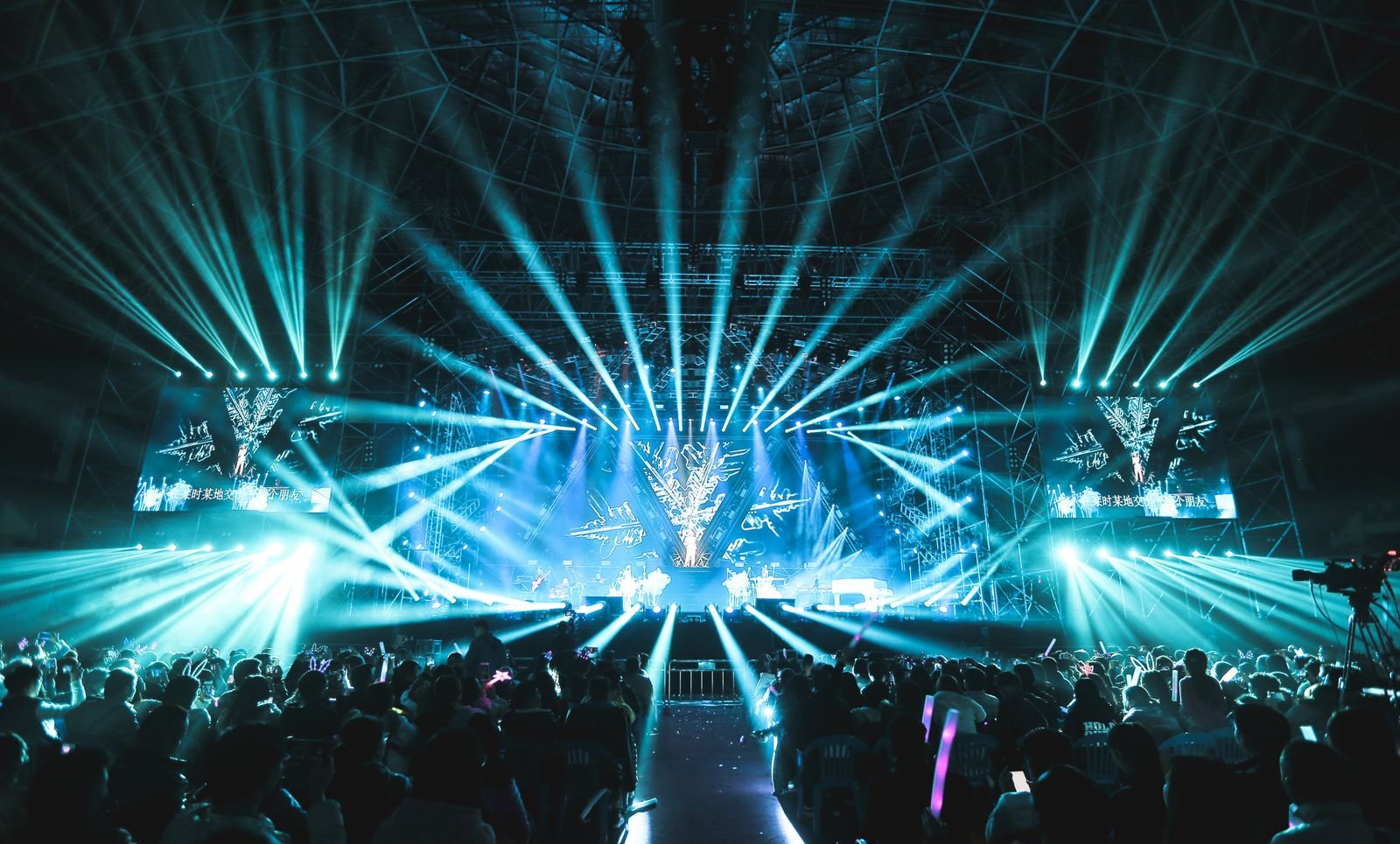Ambiance Electro Dance Music — festival et lumières